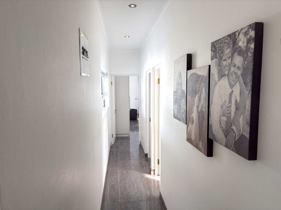 3 Bedroom Property for Sale in Stilbaai Wes Western Cape